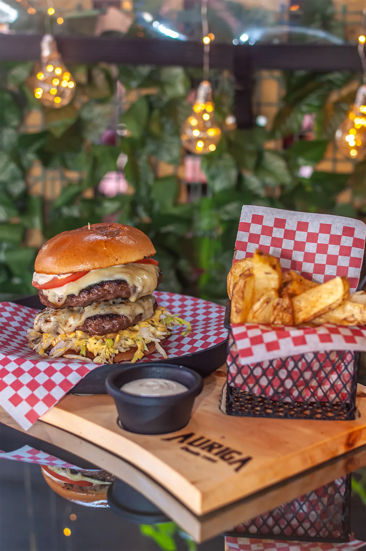 Kraken Burger Doble Sabor que se escucha, se disfruta <br> y se siente 🍔🎸🔥
